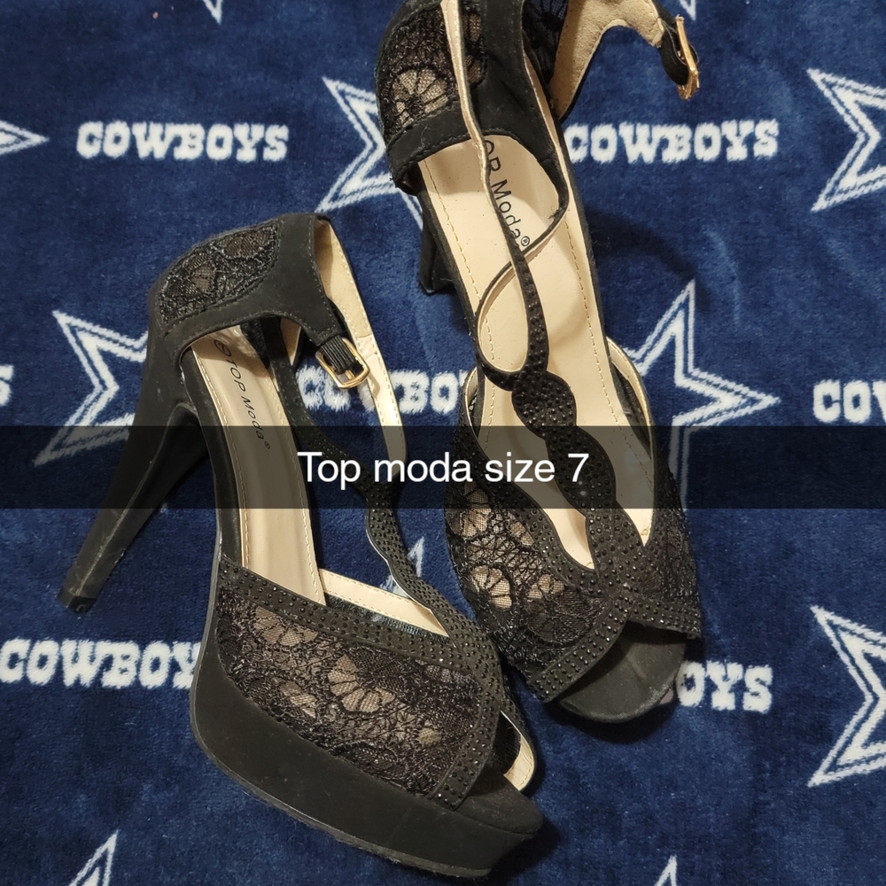 TOP Moda Black Lace Heels